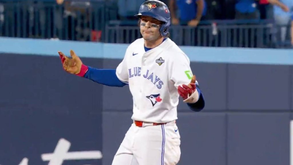 Blue Jays' Clement sets MLB record for most hits in a post-season