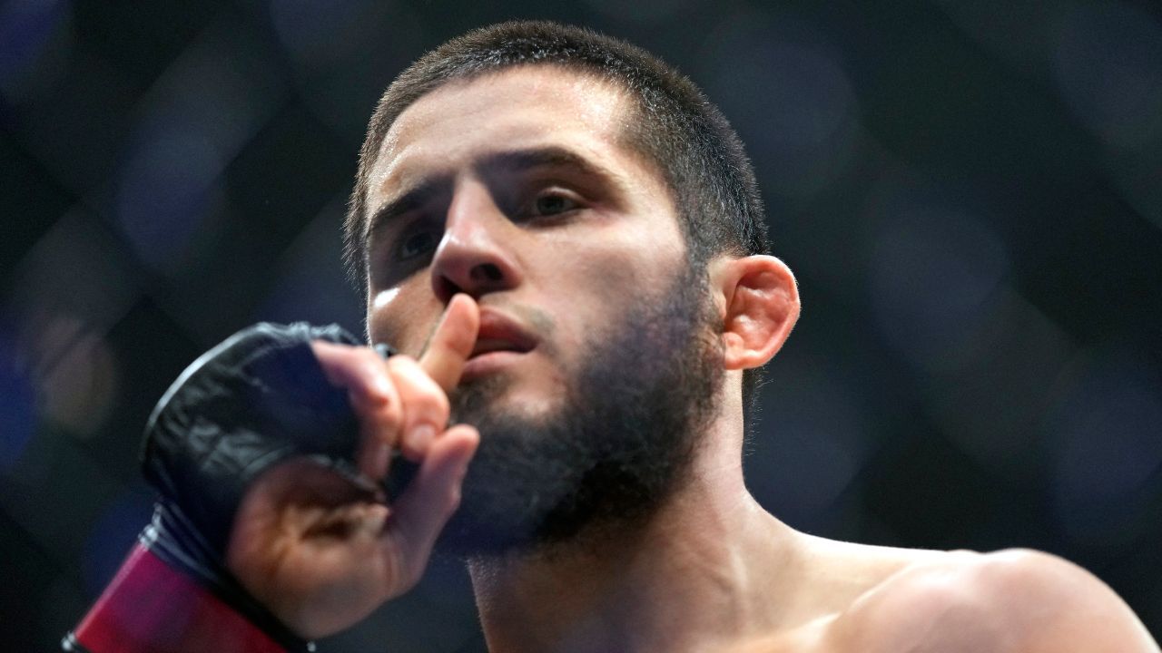 How would welterweight championship win affect Makhachev’s legacy?