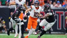 Broncos rally to beat Texans with last-second field goal