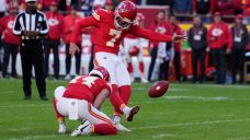 NFL Week 12 Roundup: Chiefs outlast Colts in OT thriller