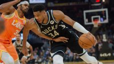 Bucks’ Giannis Antetokounmpo expected to miss two weeks with groin strain