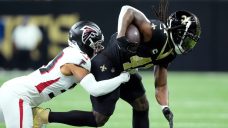 Alvin Kamara’s knee injury leaves Saints’ running game in tough spot