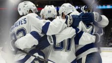 Guentzel scores in third as Lightning beat Mammoth for fifth straight win