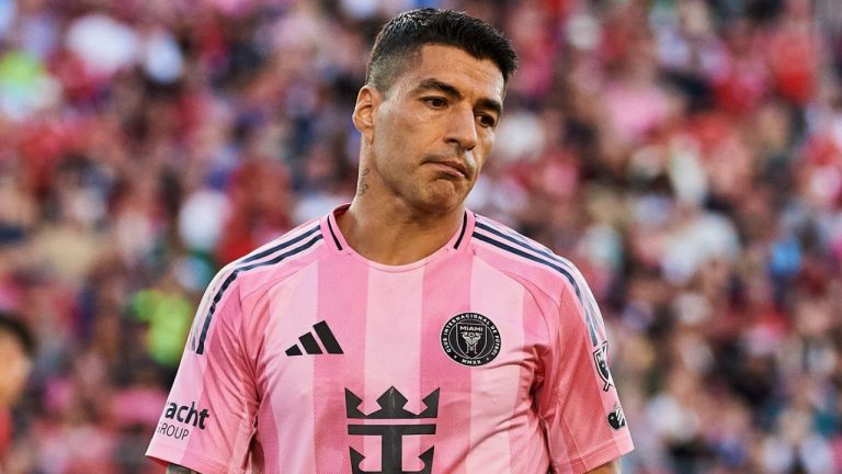 Inter Miami's Luis Suarez (9) reacts after missing a scoring opportunity against Toronto FC during the second half of a MLS soccer game, Saturday, Sept. 27, 2025, in Toronto. (Sammy Kogan/CP)