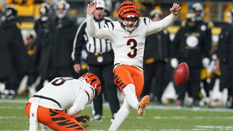 Cincinnati Bengals kicker Cade York (3) kicks a field goal during the first half of an NFL football game against the Pittsburgh Steelers in Pittsburgh, Saturday, Jan. 4, 2025. (Matt Freed/AP)