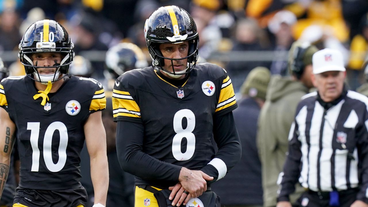 Rodgers to be evaluated after leaving Steelers' win with wrist injury ...