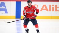 Wilson scores twice as Capitals beat Islanders for 4th straight win