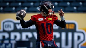 Montreal Alouettes quarterback Davis Alexander (10) throws during Grey Cup practice in Winnipeg, Friday, Nov. 14, 2025. (John Woods/THE CANADIAN PRESS)
