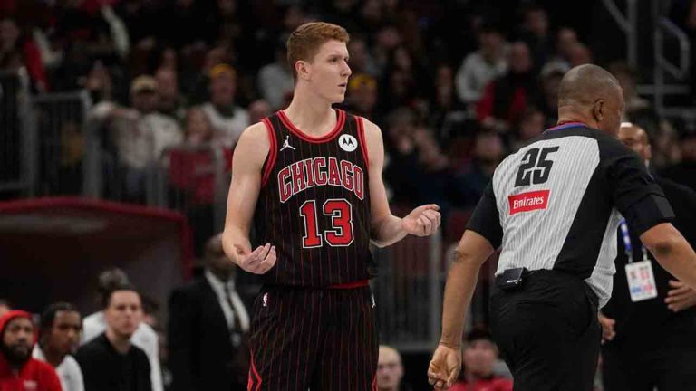 Chicago Bulls guard Kevin Huerter (13) reacts to a foul called on him, which ultimately got him ejected, during the second half of an NBA Cup basketball game against the Miami Heat, Friday, Nov. 21, 2025, in Chicago. (Erin Hooley/AP)