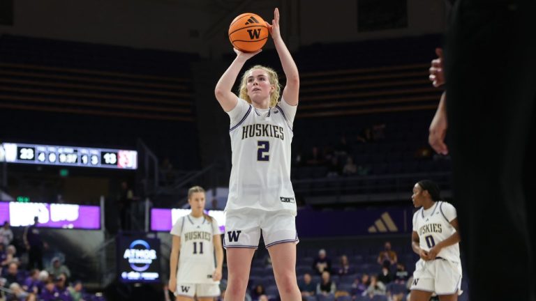 Washington's Avery Powell. (UW Athletics)