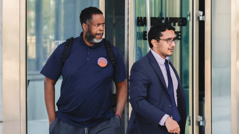 Former NBA player and assistant coach Damon Jones, left, leaves Lloyd George U.S. Courthouse Thursday, Oct. 23, 2025 in Las Vegas. (Benjamin Hager/Las Vegas Review-Journal via AP)