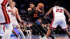 Towns, Shamet power Knicks to win over Heat in NBA Cup game