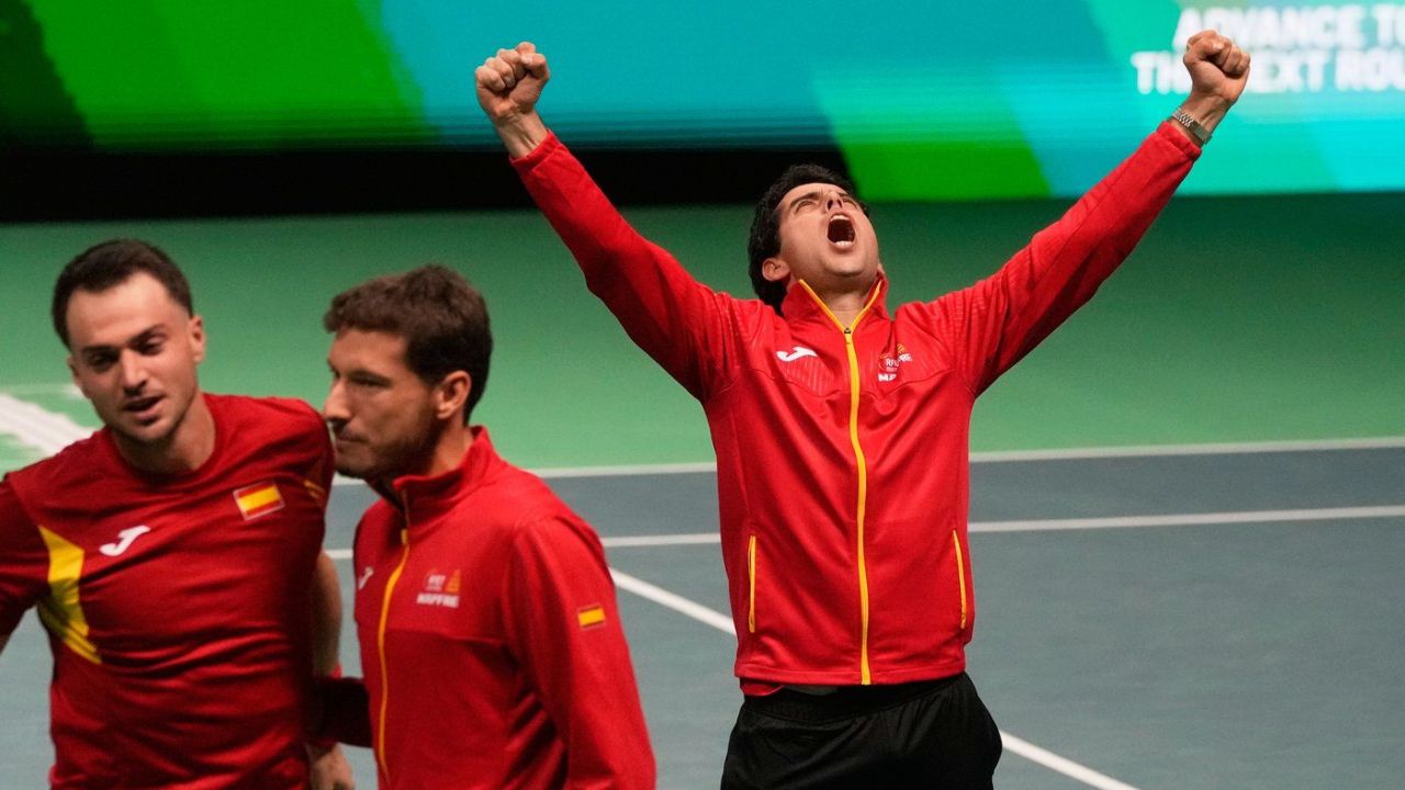 Granollers, Martinez help Spain stun Germany to reach Davis Cup final
