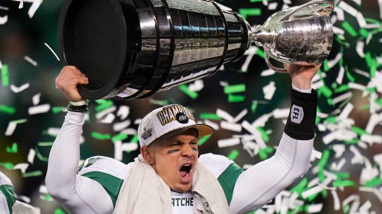 Saskatchewan Roughriders quarterback Trevor Harris (7) celebrates his win over the Montreal Alouettes in the 112th CFL Grey Cup. (Darryl Dyck/CP)