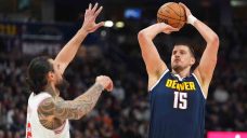 Nikola Jokic’s triple-double lifts Nuggets over Rockets in OT thriller