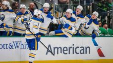 Thompson scores twice as Sabres beat Stars for 10th straight victory