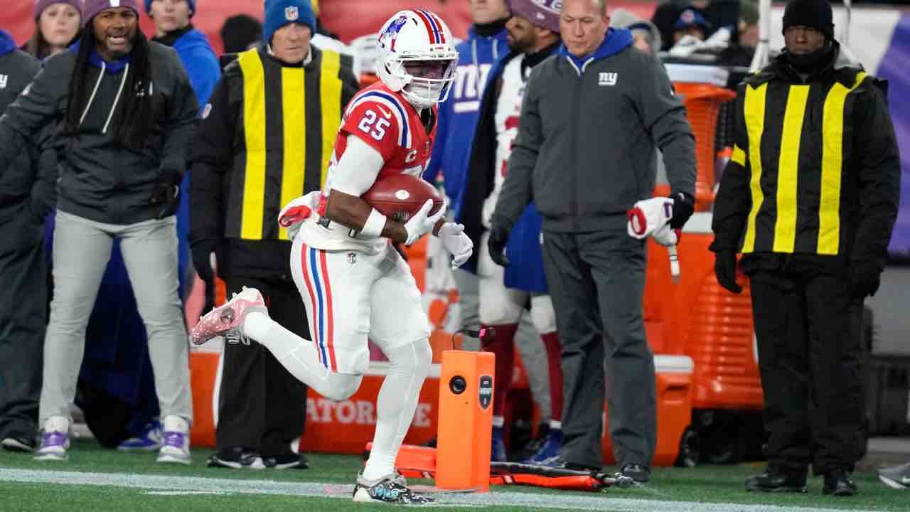 Patriots’ Marcus Jones returns punt for 94-yard touchdown