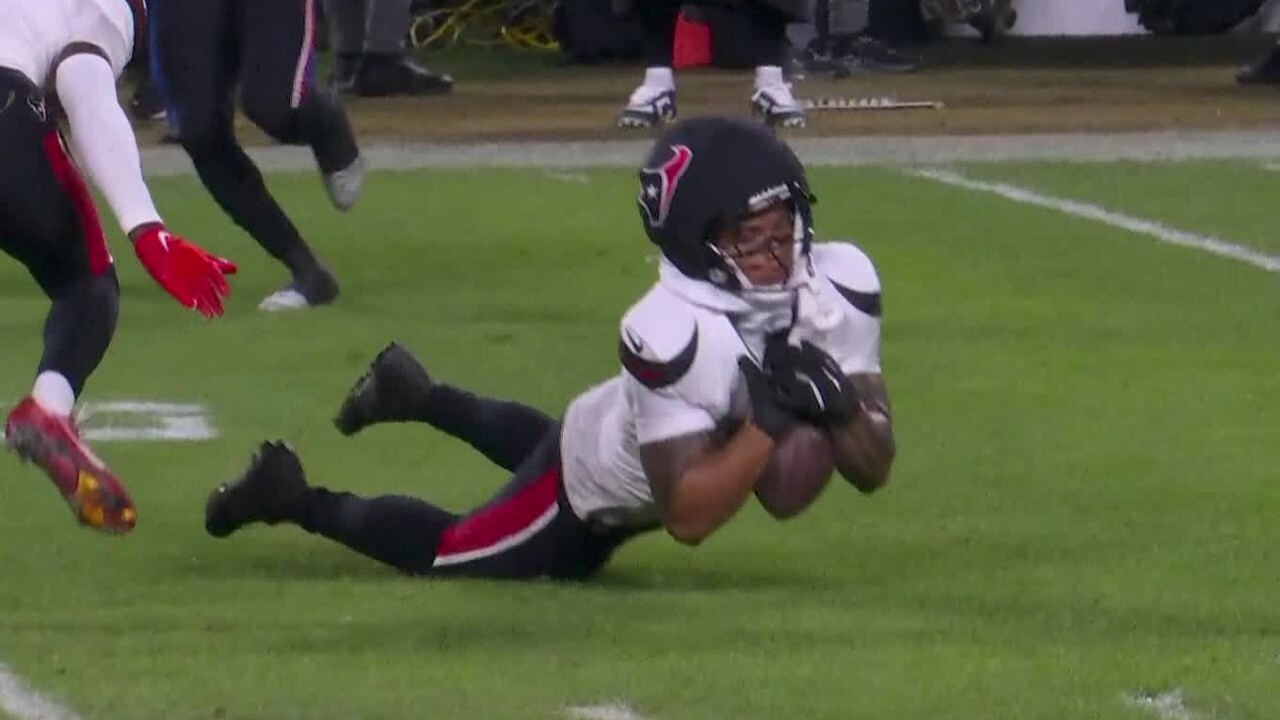 Texans’ Pitre tips Mahomes’ pass and comes up with diving interception