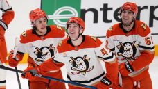 Teams set NHL record with four tying goals in final seconds