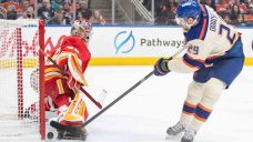 Draisaitl, McDavid shine as Oilers rout Flames in Battle of Alberta