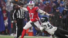 Patriots clinch AFC East after Bills’ loss to Eagles