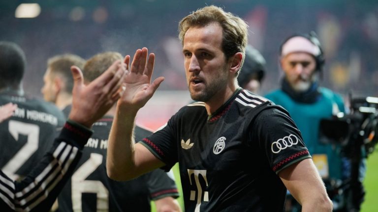 Bayern's Harry Kane celebrates after scoring his side's second goal during the German soccer cup round of sixteen match between 1. FC Union Berlin and FC Bayern Munich in Berlin, Germany, Wednesday, Dec. 3, 2025. (Ebrahim Noroozi/AP)