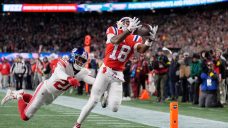 Patriots get 10th straight win with solid road effort vs. Giants