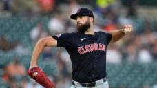 Left-hander Sam Hentges, Giants agree on $1.4 million, one-year contract