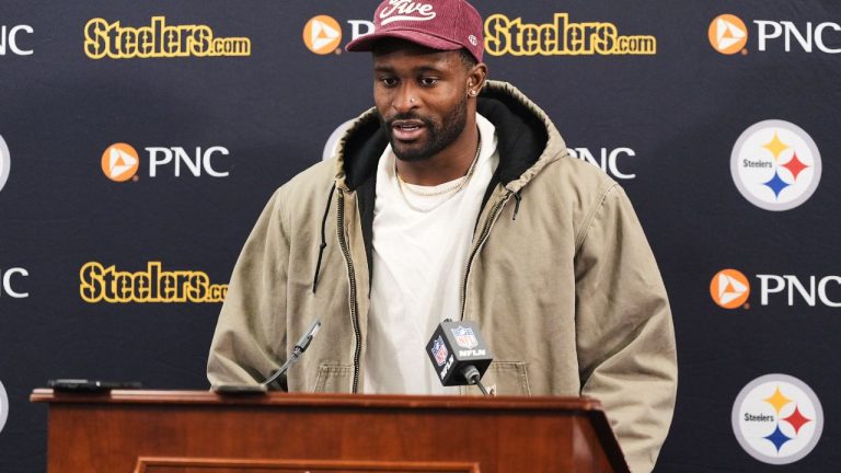 Pittsburgh Steelers wide receiver DK Metcalf speaks during a press conference after a game against the Baltimore Ravens, Sunday, Dec. 7, 2025, in Baltimore. (AP Photo/Stephanie Scarbrough)