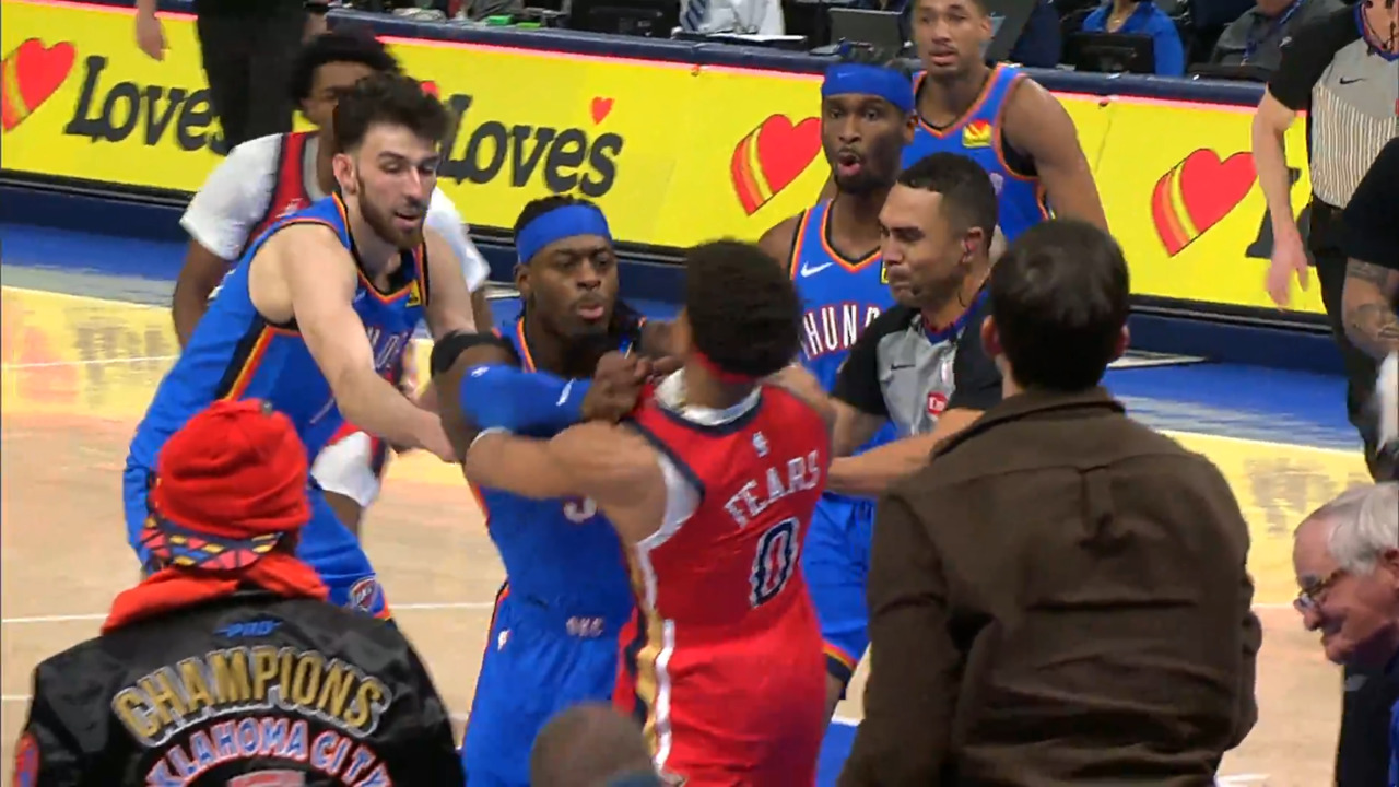 Canadian Lu Dort has heated altercation with Pelicans rookie Jeremiah Fears