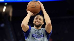 Golden State Warriors guard Stephen Curry warms up before an NBA basketball game against the Detroit Pistons in San Francisco, Friday, Jan. 30, 2026. (Jed Jacobsohn/AP)
