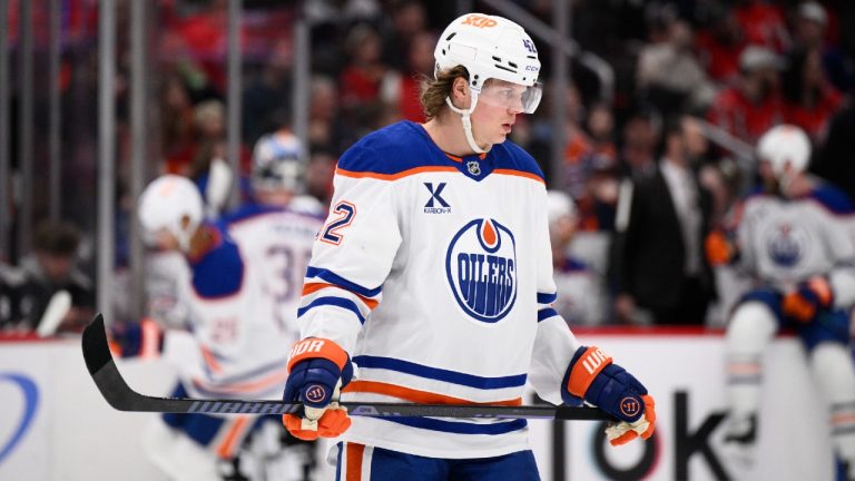 Edmonton Oilers right wing Kasperi Kapanen (42) looks on during the first period of an NHL hockey game against the Washington Capitals, Sunday, Feb. 23, 2025, in Washington. (Nick Wass/AP)