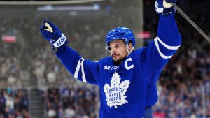 Toronto Maple Leafs' Auston Matthews (34) celebrates his goal against the Winnipeg Jets during second period NHL hockey action in Toronto on Thursday, January 1, 2026. (Frank Gunn/CP)