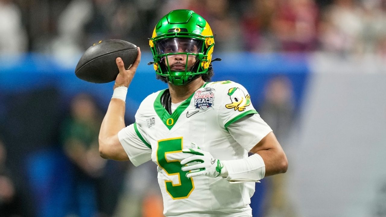 Oregon QB Dante Moore will return to Ducks rather than declare for NFL draft