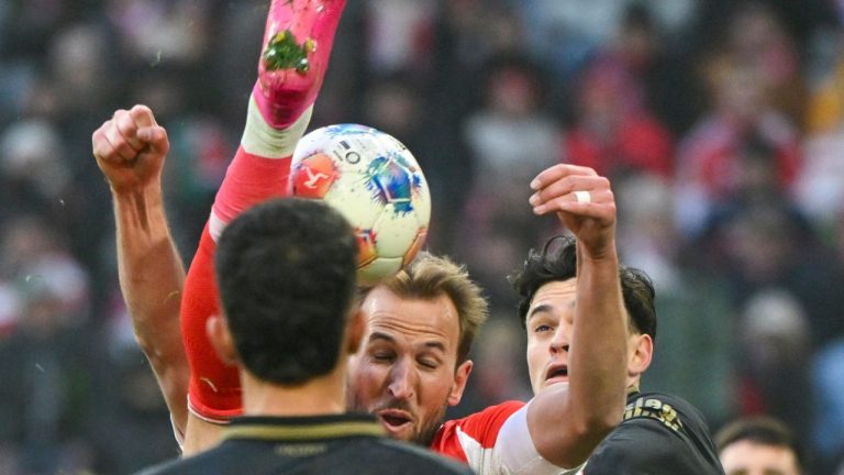 Bayern's Harry Kane in action during the German Bundesliga match between Bayern Munich and FC Augsburg in Munich, Saturday, Jan. 24, 2026. (Peter Kneffel/dpa via AP)