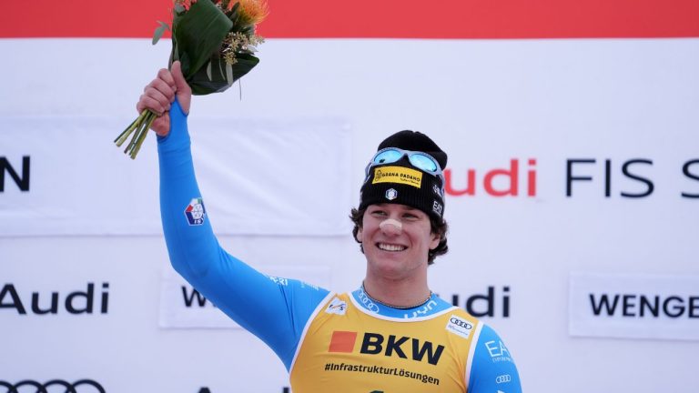 Italy's Giovanni Franzoni celebrates winning an alpine ski, men's World Cup super-G, in Wengen, Switzerland, Friday Jan. 16, 2026. (Giovanni Zenoni/AP)