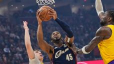 Cavaliers spoil LeBron James’ homecoming with romp of Lakers