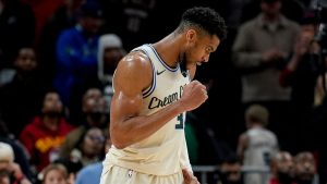 Milwaukee Bucks forward Giannis Antetokounmpo (34) celebrates a win over the Atlanta Hawks during the second half of an NBA basketball game, Monday, Jan. 19, 2026, in Atlanta. (Mike Stewart/AP)