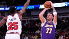 Luka Doncic scores 46 points as Lakers hold off Bulls