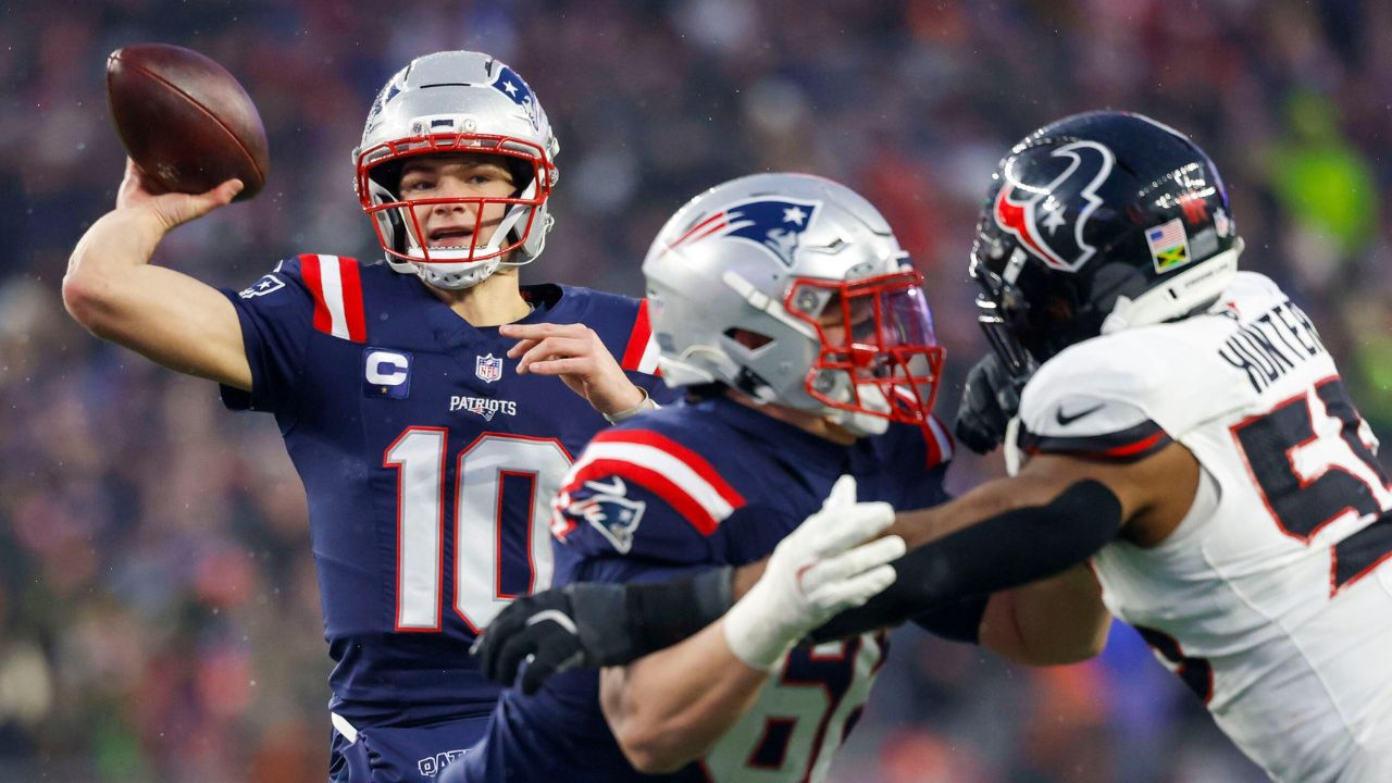 Patriots advance to AFC title game with dominant showing vs. Texans