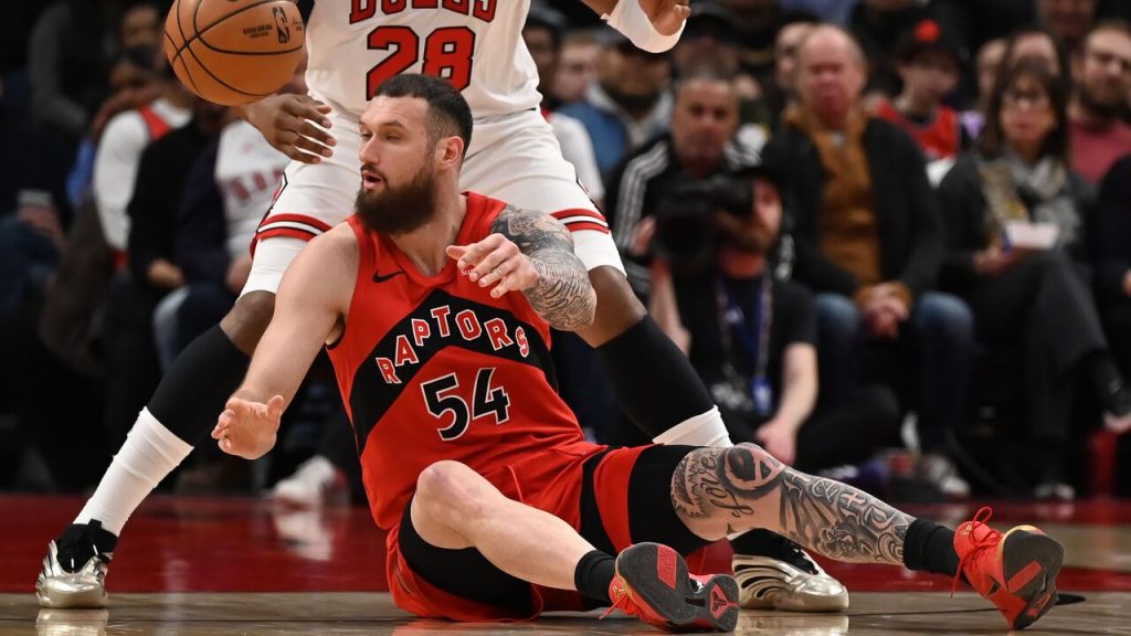 Why Raptors' Mamukelashvili was 'pivotal' in win vs. Bulls