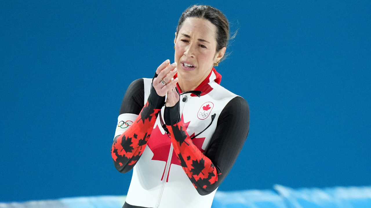 Canadian speedskater Valerie Maltais claims bronze in 3,000-metre race