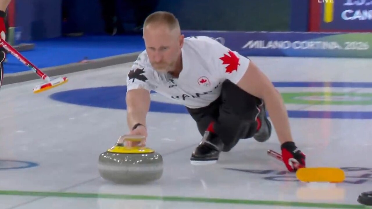 Canada’s Jacobs caps off sixth end with beautiful shot for three