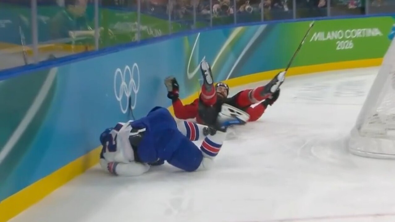 Canada’s Wilson delivers massive hit on USA’s Larkin behind net