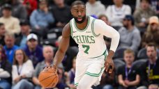 Jaylen Brown has 30 points, 13 rebounds as Celtics coast past Bucks