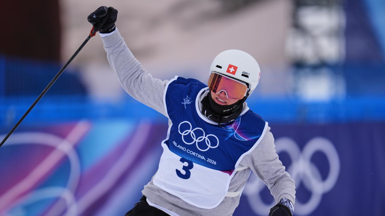 Switzerland's Andri Ragettli celebrates his run during the men's freestyle skiing slopestyle finals at the 2026 Winter Olympics, in Livigno, Italy, Tuesday, Feb. 10, 2026. (AP Photo/Abbie Parr)