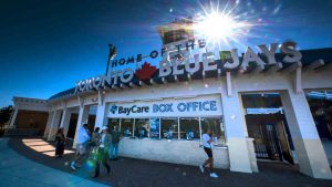 Fans buy Spring Training tickets at the Toronto Blue Jays facility in Dunedin, Fla. on Tuesday, Feb. 10, 2026. (Frank Gunn/CP)