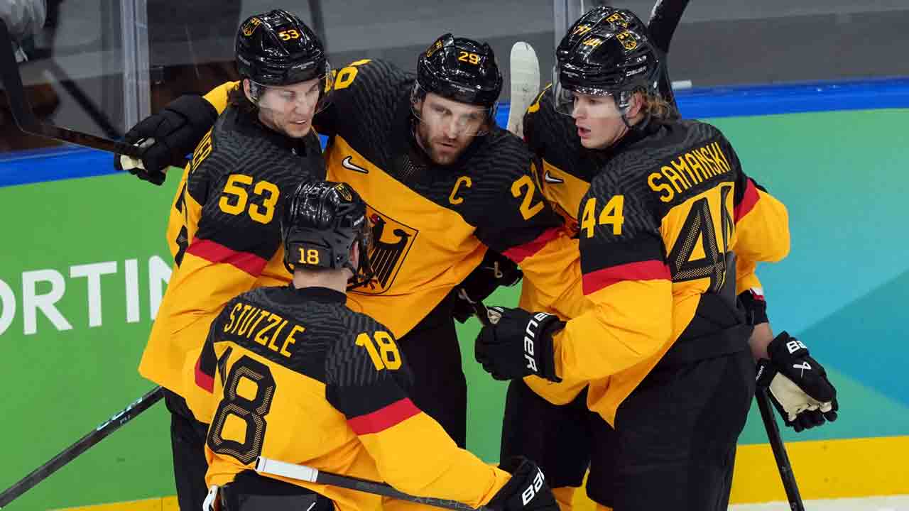 Takeaways: Stars deliver as Germany, Sweden reach Olympic quarterfinals