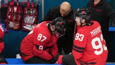 Crosby to have MRI after lower-body injury vs. Czechia