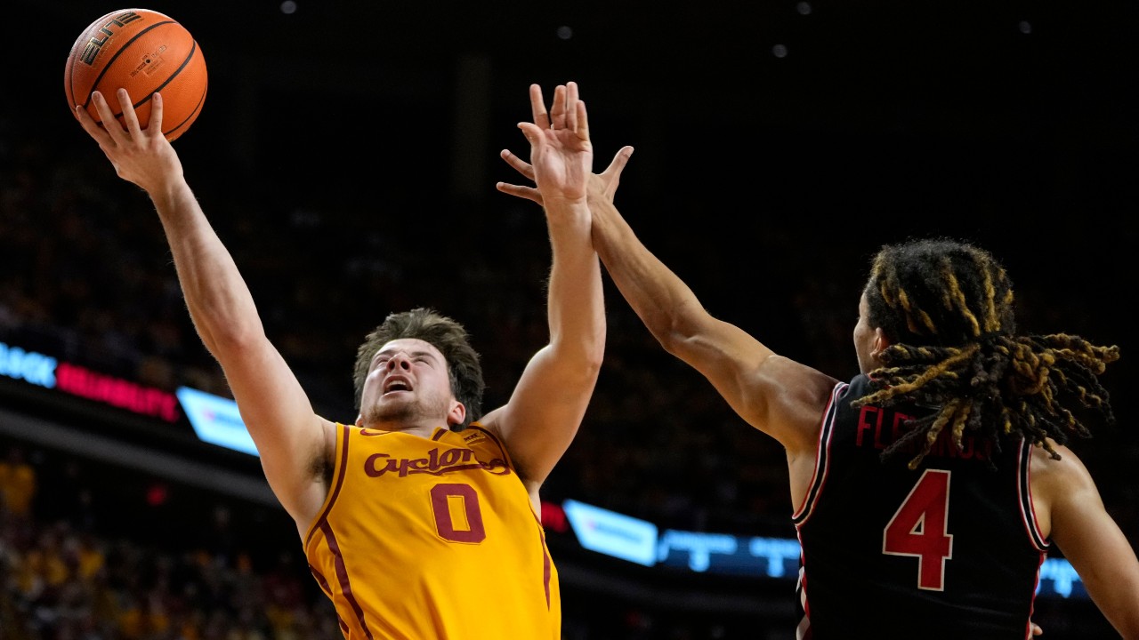 Heise hits late three to lift No. 6 Iowa State over No. 2 Houston